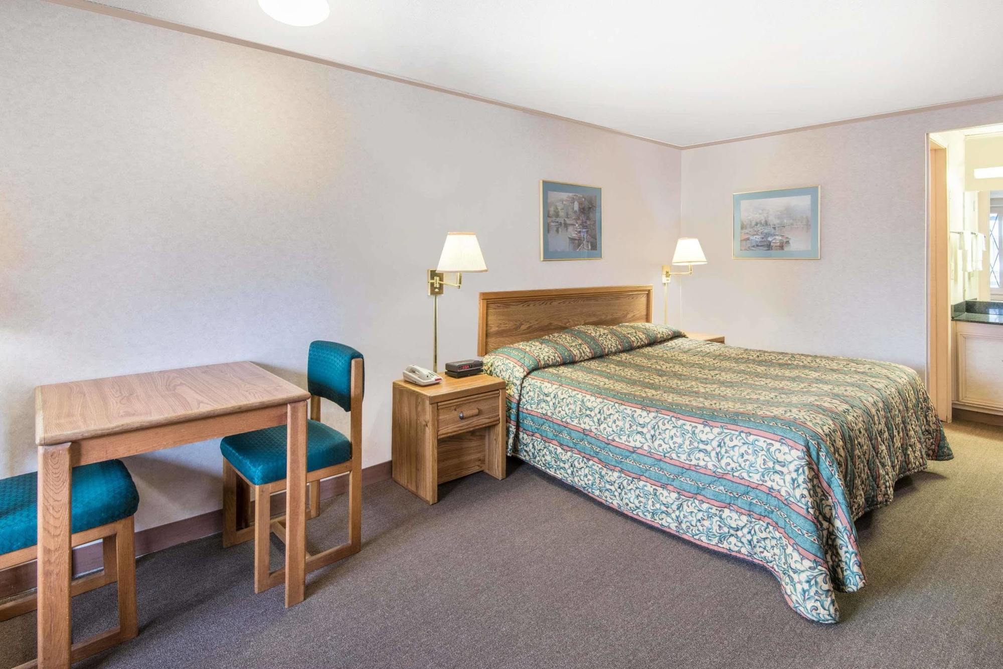 Knights Inn Canton Eksteriør billede